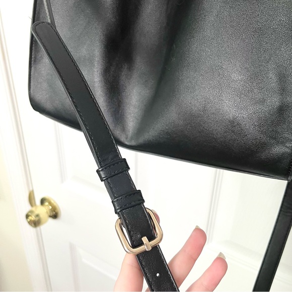 ✧･ﾟblack faux leather crossbody tote bag - Picture 5 of 10